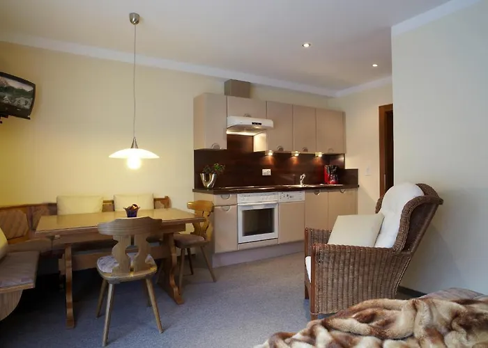 Hotel-garni Dolce * Samnaun