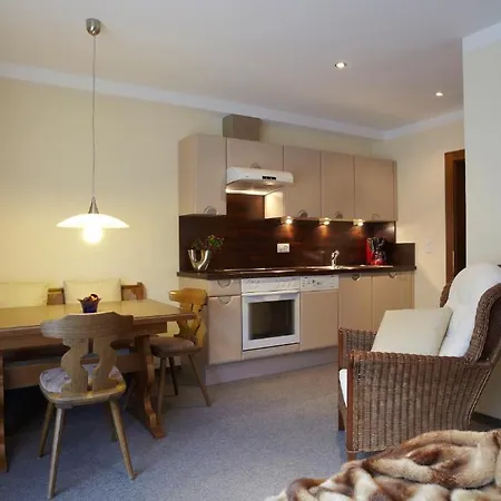 Hotel-garni Dolce * Samnaun